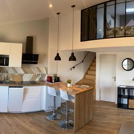Spacieux Duplex, Vue Mer Et Belle Terrasse Hyères Exterior foto